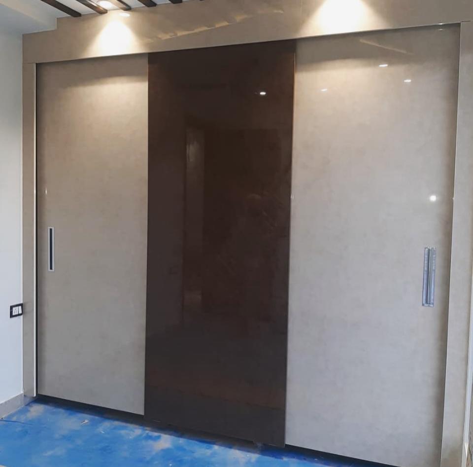 wardrobe-dealers-and-manufacturers-in-noida-greater-noida-top-wardrobe-company-in-india